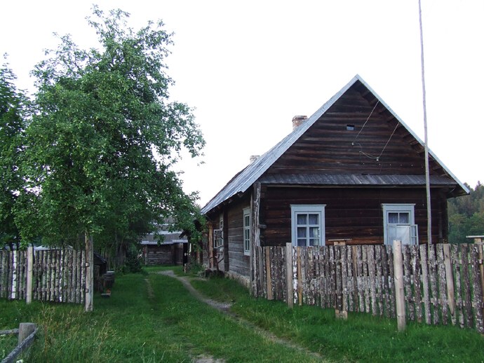 Кликни Усадьба Трабутишки